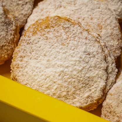 Platou Biscuiți cu Cremă