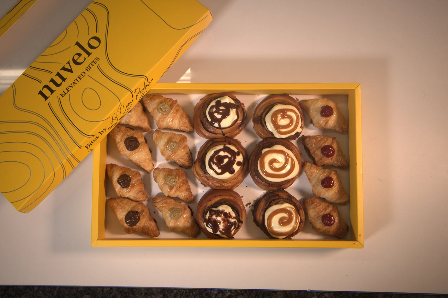 Platou Croissante & Cinnamon Rolls