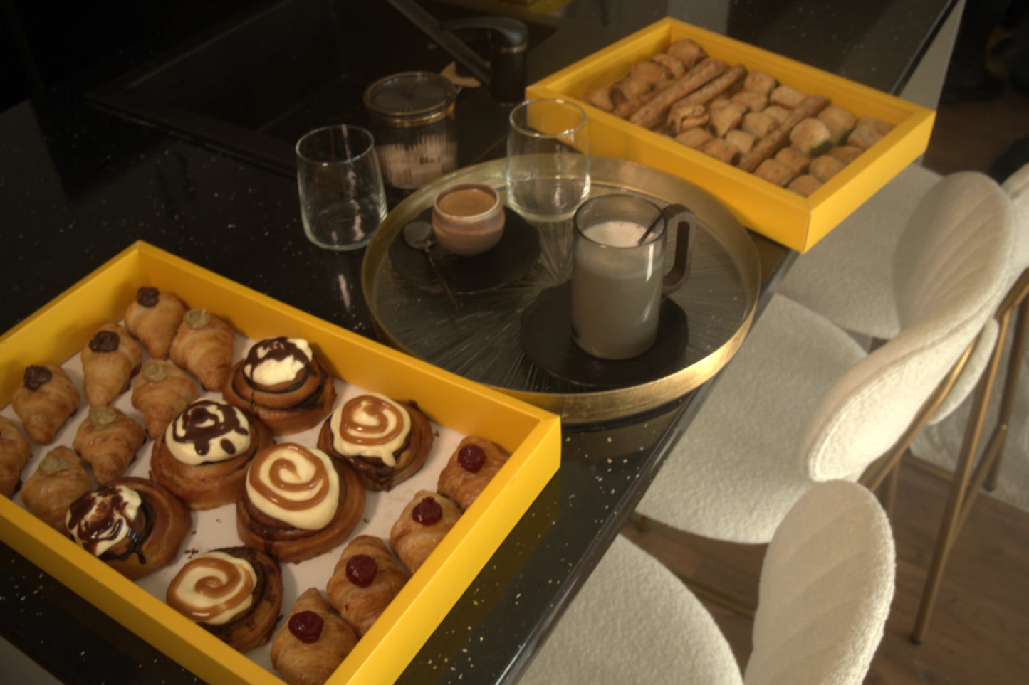 Platou Croissante & Cinnamon Rolls